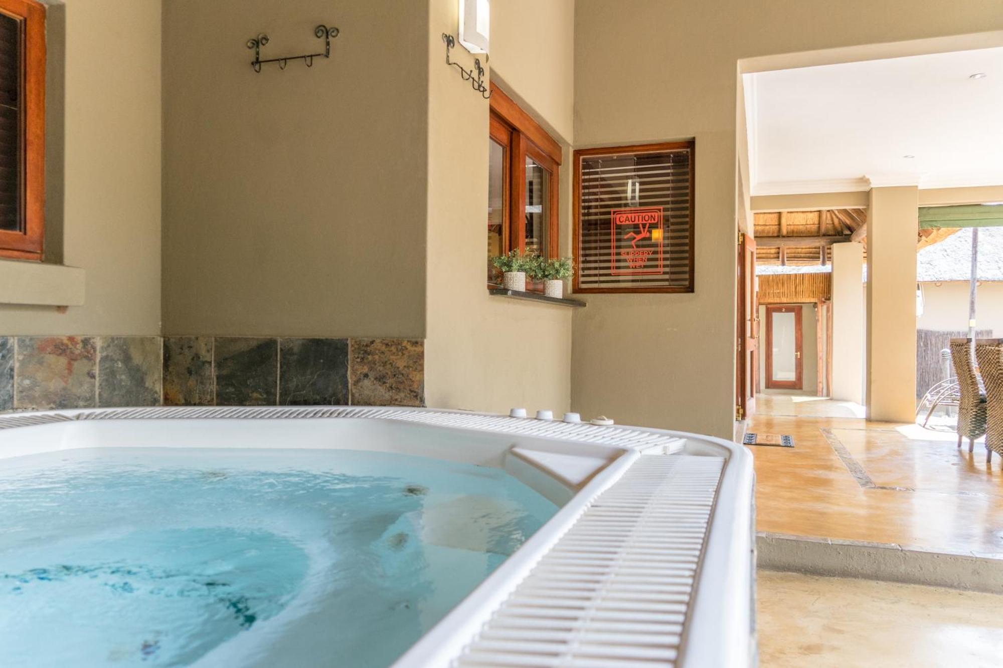 Zebula Golf Estate & Spa Executive Holiday Homes Mabula Game Reserve Exterior foto