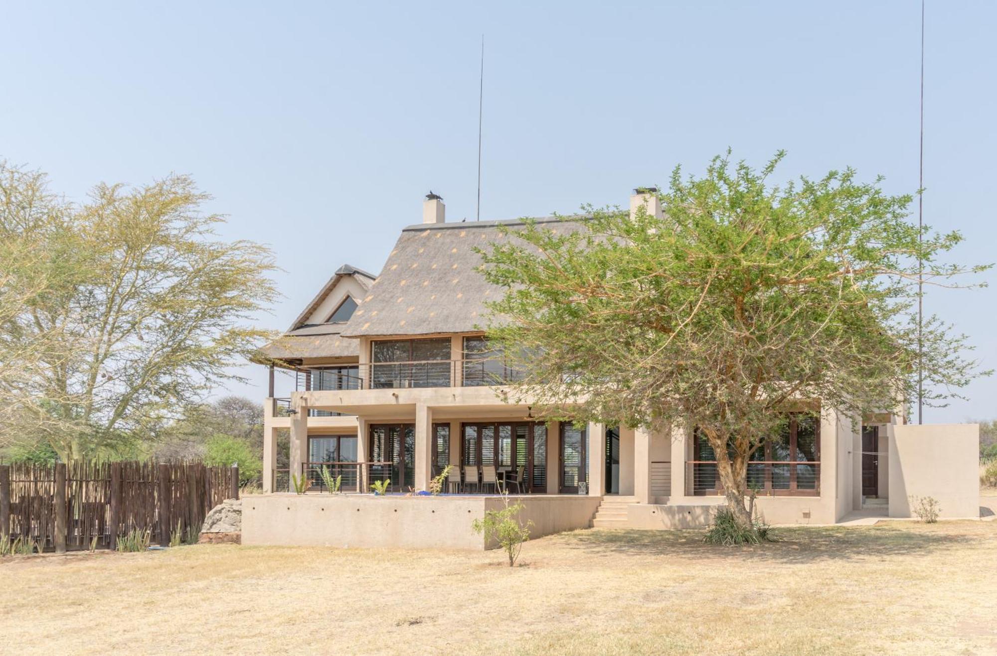 Zebula Golf Estate & Spa Executive Holiday Homes Mabula Game Reserve Exterior foto